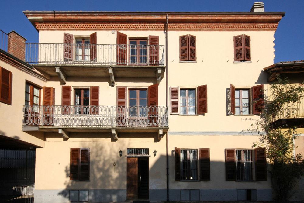 Relais San Desiderio Bed & Breakfast Calliano  Luaran gambar