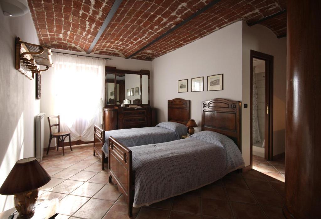 Relais San Desiderio Bed & Breakfast Calliano  Bilik gambar