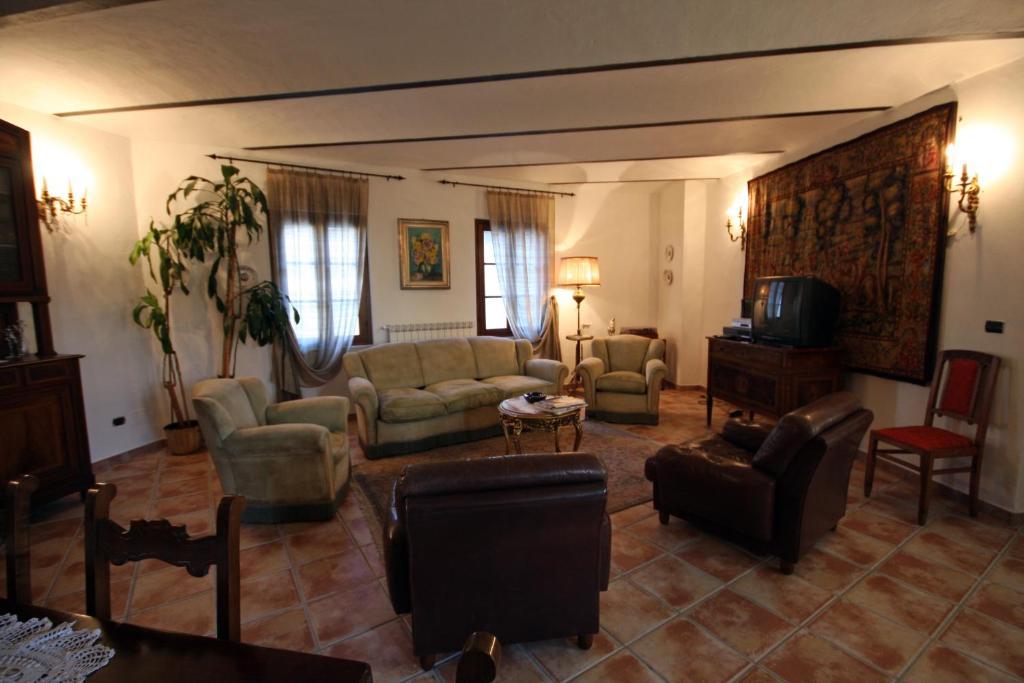 Relais San Desiderio Bed & Breakfast Calliano  Luaran gambar