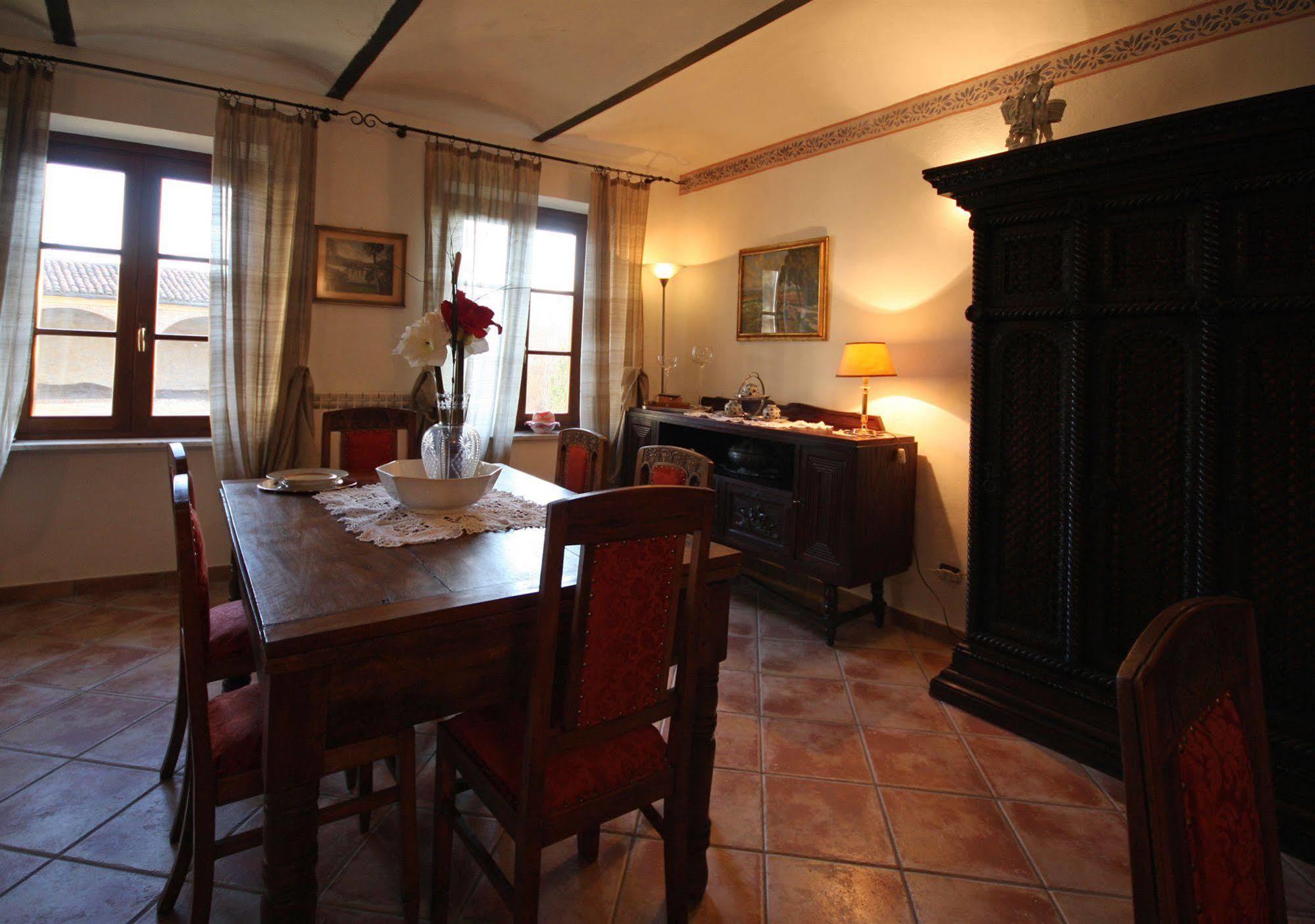 Relais San Desiderio Bed & Breakfast Calliano  Luaran gambar