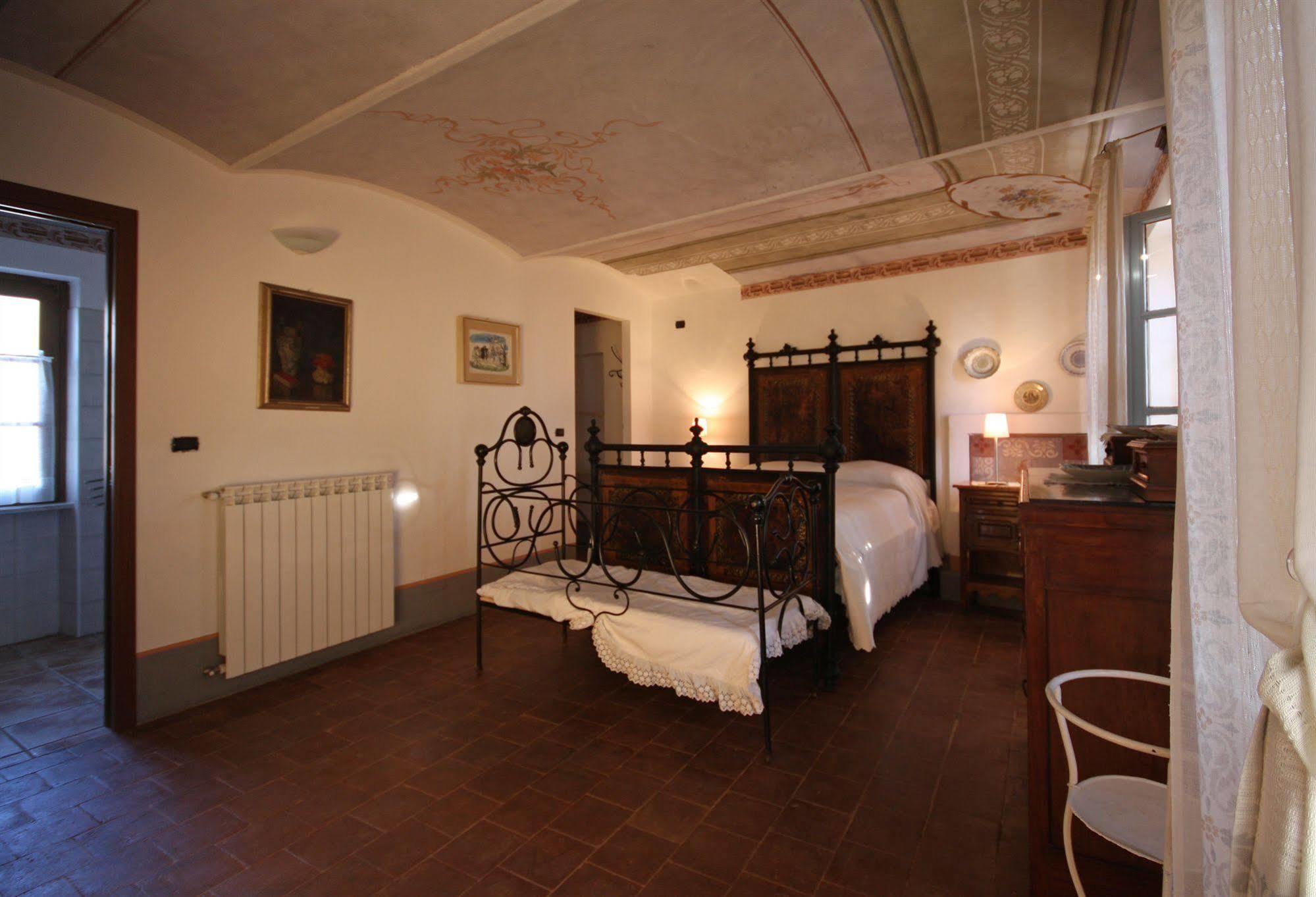 Relais San Desiderio Bed & Breakfast Calliano  Luaran gambar