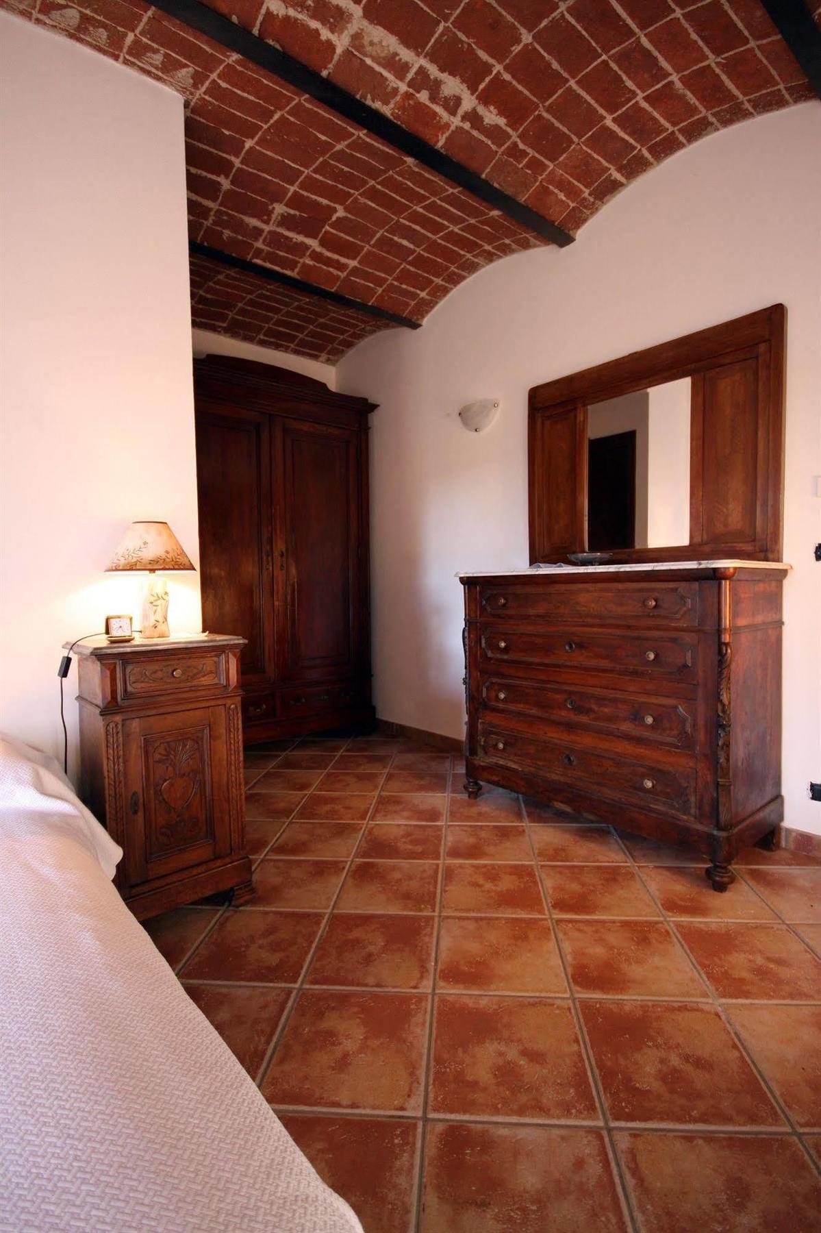 Relais San Desiderio Bed & Breakfast Calliano  Luaran gambar
