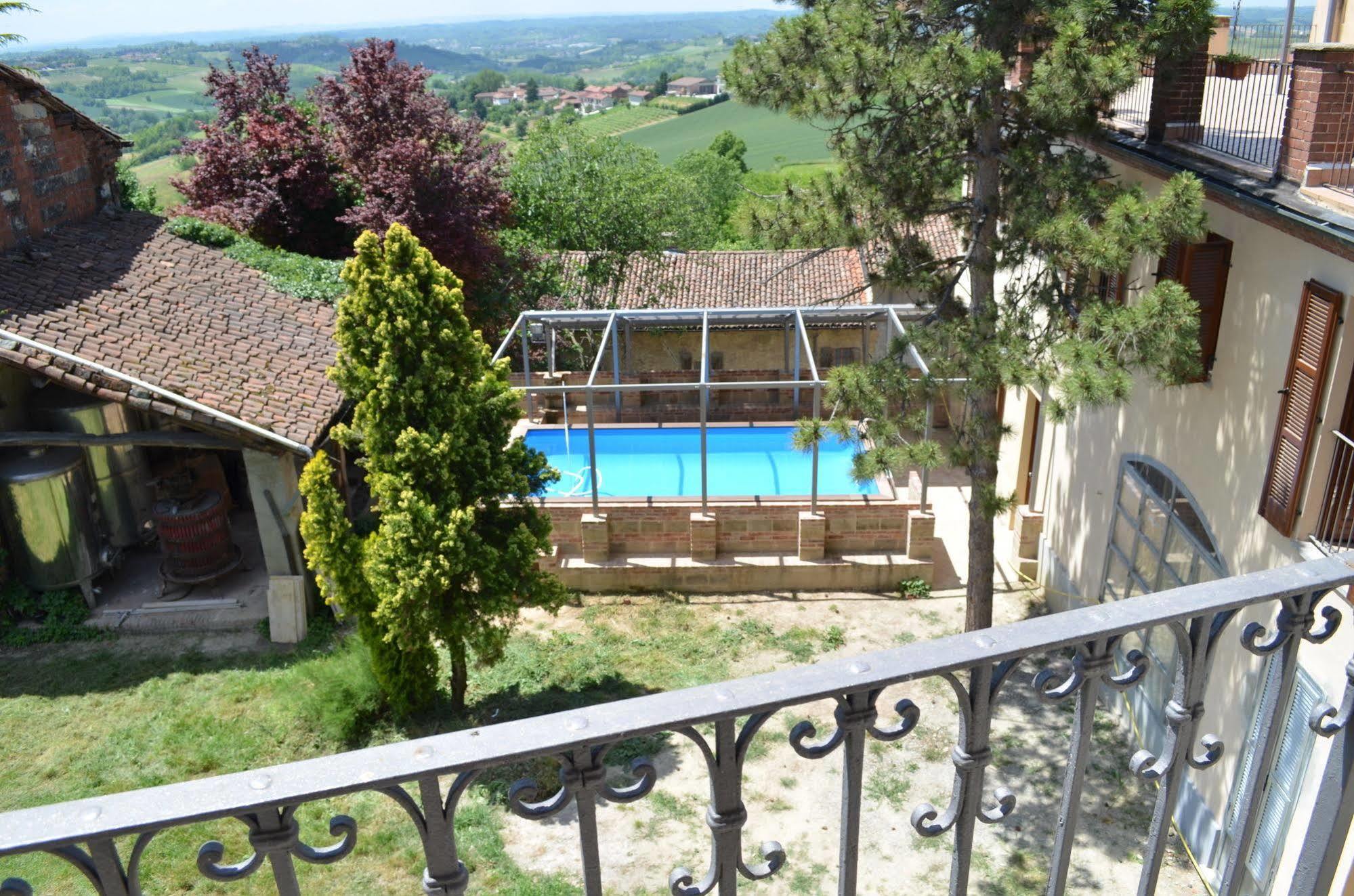 Relais San Desiderio Bed & Breakfast Calliano  Luaran gambar