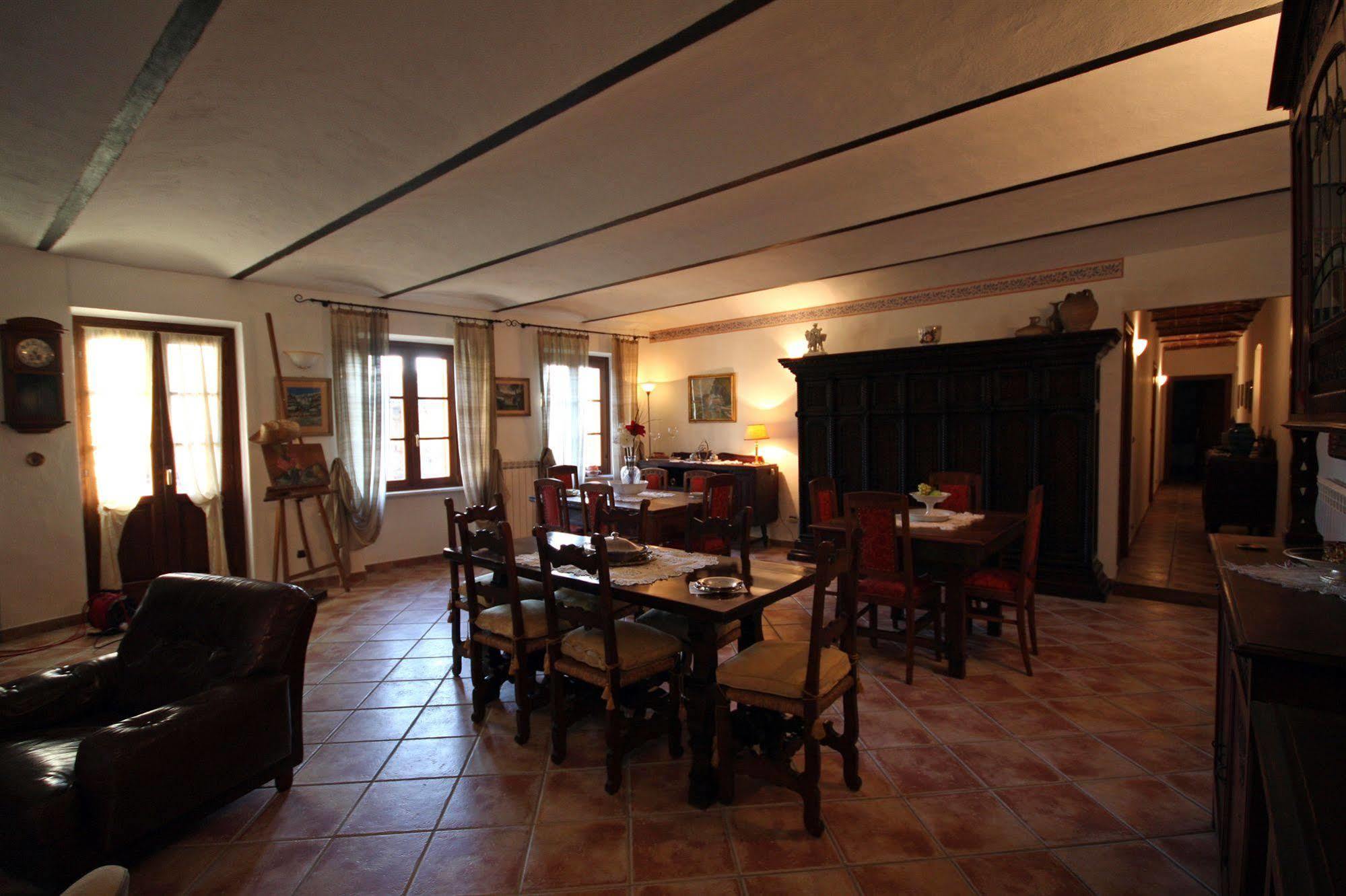 Relais San Desiderio Bed & Breakfast Calliano  Luaran gambar