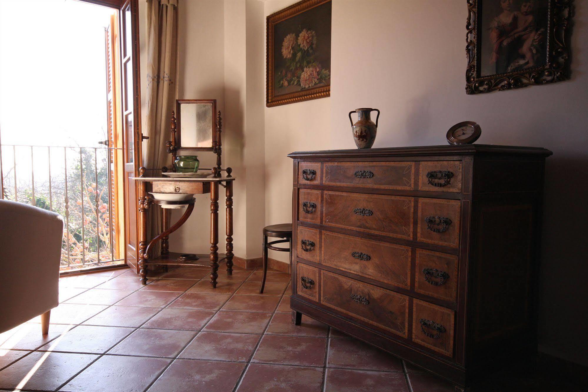 Relais San Desiderio Bed & Breakfast Calliano  Luaran gambar