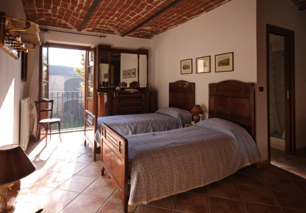 Relais San Desiderio Bed & Breakfast Calliano  Luaran gambar